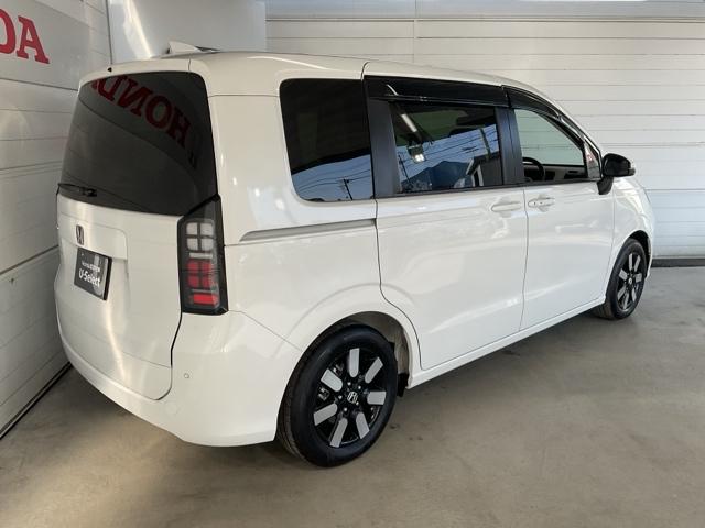 フリード エアーＥＸ　ワンオーナー　バックモニター　盗難防止システム　両側パワースライドドア　横滑り防止装置　クルコン　フルセグ　ＥＴＣ車載器　オートエアコン　シートヒーター　ＬＥＤヘッドライト　３列シート　クリソナ　禁煙（9枚目）