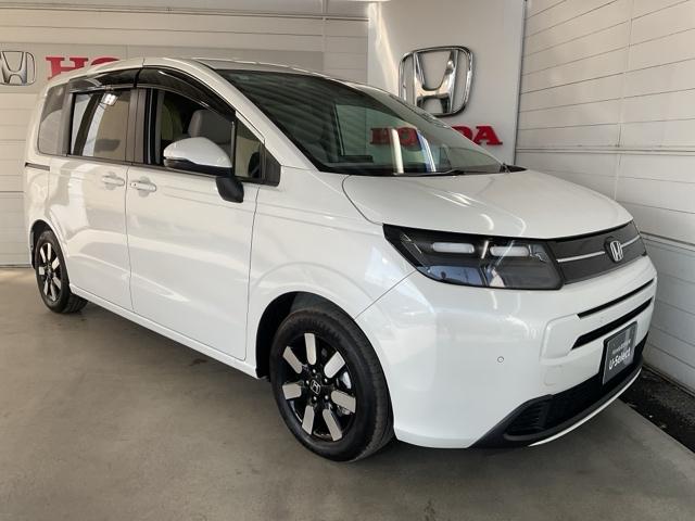 フリード エアーＥＸ　ワンオーナー　バックモニター　盗難防止システム　両側パワースライドドア　横滑り防止装置　クルコン　フルセグ　ＥＴＣ車載器　オートエアコン　シートヒーター　ＬＥＤヘッドライト　３列シート　クリソナ　禁煙（11枚目）