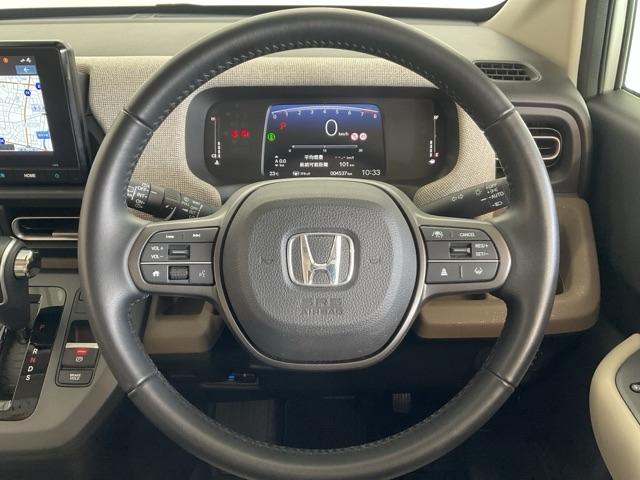 フリード エアーＥＸ　ワンオーナー　バックモニター　盗難防止システム　両側パワースライドドア　横滑り防止装置　クルコン　フルセグ　ＥＴＣ車載器　オートエアコン　シートヒーター　ＬＥＤヘッドライト　３列シート　クリソナ　禁煙（15枚目）