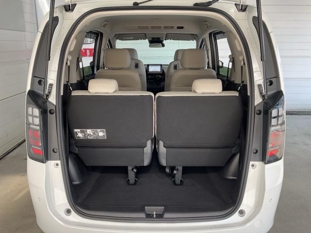 フリード エアーＥＸ　ワンオーナー　バックモニター　盗難防止システム　両側パワースライドドア　横滑り防止装置　クルコン　フルセグ　ＥＴＣ車載器　オートエアコン　シートヒーター　ＬＥＤヘッドライト　３列シート　クリソナ　禁煙（21枚目）