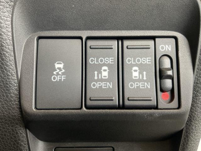 フリード エアーＥＸ　ワンオーナー　バックモニター　盗難防止システム　両側パワースライドドア　横滑り防止装置　クルコン　フルセグ　ＥＴＣ車載器　オートエアコン　シートヒーター　ＬＥＤヘッドライト　３列シート　クリソナ　禁煙（38枚目）