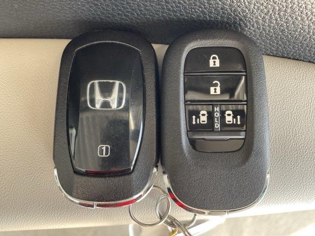 フリード エアーＥＸ　ワンオーナー　バックモニター　盗難防止システム　両側パワースライドドア　横滑り防止装置　クルコン　フルセグ　ＥＴＣ車載器　オートエアコン　シートヒーター　ＬＥＤヘッドライト　３列シート　クリソナ　禁煙（45枚目）