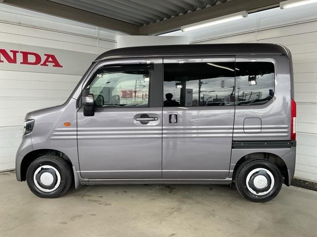N-VAN+スタイル ファン ワンオーナー 前後純正ドラレコ装着車 追突軽減ブレーキ Bカメ キーフリー WSRS DVD再生 LEDヘッドランプ 整備記録簿 運転席エアバッグ スマートキー フルセグTV 1オーナー車 ETC(5枚目)