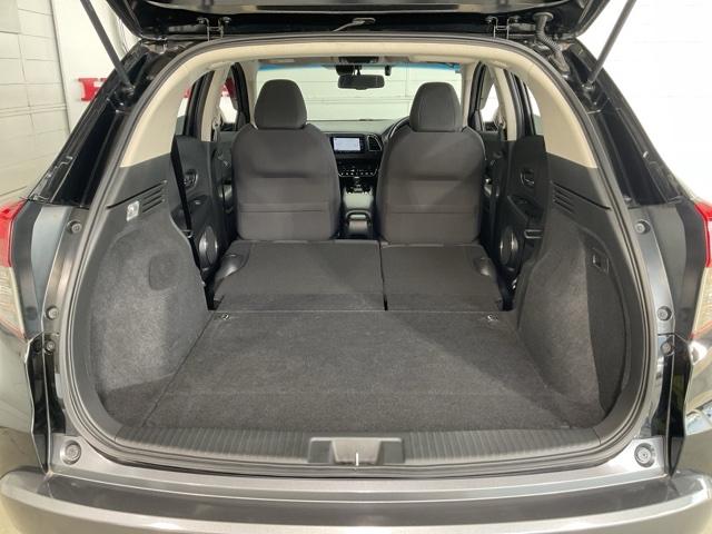 ヴェゼル ハイブリッドX・ホンダセンシング ワンオーナー 前後純正ドラレコ装着車 禁煙 1オナ 地デジ Aクルーズ Bモニ スマキー オートエアコン VSA LEDヘッドライト ETC車載器 カーテンエアバッグ ドライブレコーダー装着車 ABS(21枚目)