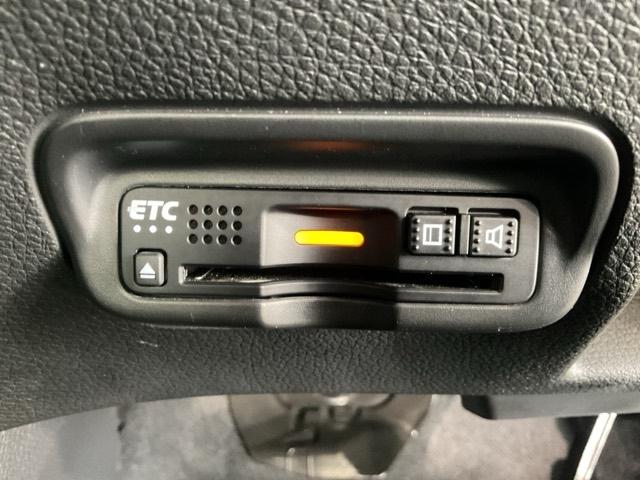 ヴェゼル ハイブリッドX・ホンダセンシング ワンオーナー 前後純正ドラレコ装着車 禁煙 1オナ 地デジ Aクルーズ Bモニ スマキー オートエアコン VSA LEDヘッドライト ETC車載器 カーテンエアバッグ ドライブレコーダー装着車 ABS(29枚目)