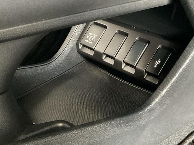 ヴェゼル ハイブリッドX・ホンダセンシング ワンオーナー 前後純正ドラレコ装着車 禁煙 1オナ 地デジ Aクルーズ Bモニ スマキー オートエアコン VSA LEDヘッドライト ETC車載器 カーテンエアバッグ ドライブレコーダー装着車 ABS(38枚目)