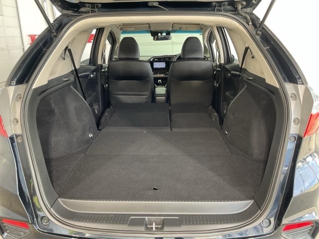 シャトル ハイブリッドXホンダセンシング ワンオーナー フロント純正ドラレコ装着車 4WD 衝突軽減装置 ドライブレコーダ Rカメラ Fセグ LEDヘッド 禁煙車 ECON AAC 盗難防止装置 ETC車載器 記録簿 DVD再生 スマートキー(21枚目)