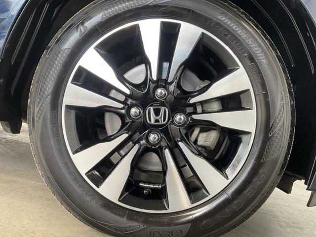 シャトル ハイブリッドXホンダセンシング ワンオーナー フロント純正ドラレコ装着車 4WD 衝突軽減装置 ドライブレコーダ Rカメラ Fセグ LEDヘッド 禁煙車 ECON AAC 盗難防止装置 ETC車載器 記録簿 DVD再生 スマートキー(50枚目)