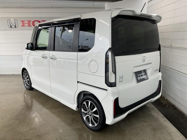 N-BOXカスタム ベースグレード 当社デモカー 前後純正ドラレコ装着車 W電動ドア CMBS Dレコ 禁煙 ベンチシート オートエアコン スマートキ LED 盗難防止装置 クルコン ETC バックカメラ フルセグTV エアバッグ(6枚目)