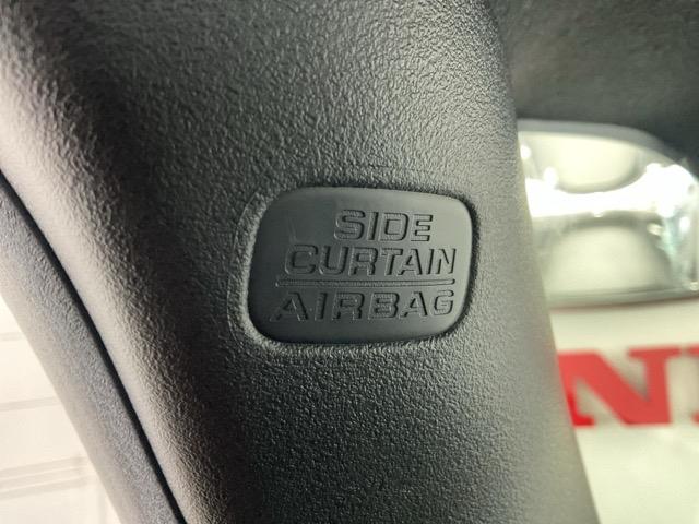 N-BOXカスタム ベースグレード 当社デモカー 前後純正ドラレコ装着車 W電動ドア CMBS Dレコ 禁煙 ベンチシート オートエアコン スマートキ LED 盗難防止装置 クルコン ETC バックカメラ フルセグTV エアバッグ(33枚目)