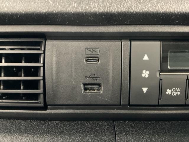 N-BOXカスタム ベースグレード 当社デモカー 前後純正ドラレコ装着車 W電動ドア CMBS Dレコ 禁煙 ベンチシート オートエアコン スマートキ LED 盗難防止装置 クルコン ETC バックカメラ フルセグTV エアバッグ(45枚目)