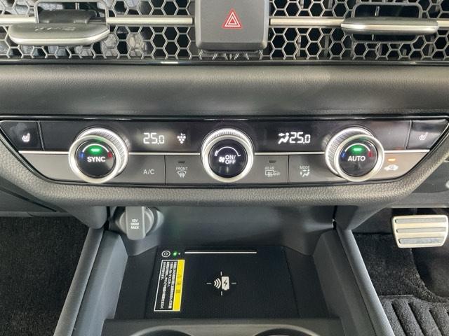 ZR-V Z 当社デモカー 前後準純正ドラレコ装着車・4WD 本革シート サイドカーテンエアバック アイドリングストップ バックカメラ フルセグ 衝突被害軽減ブレーキ 電動リアゲート アラウンドビューモニター(31枚目)