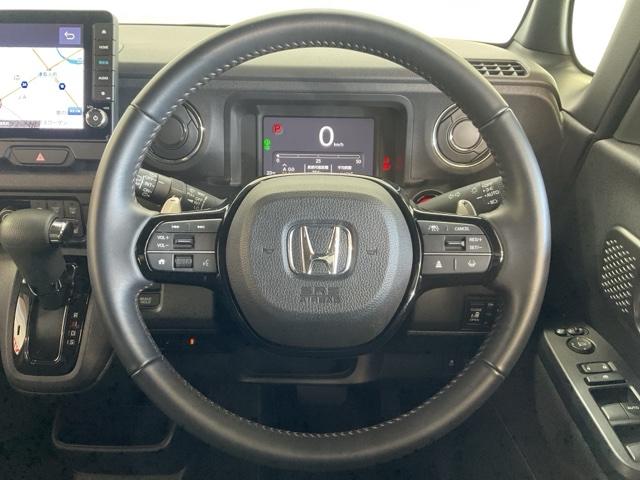 Ｎ－ＢＯＸカスタム ターボ　当社デモカー　前後純正ドラレコ装着車　イモビライザー　衝突被害軽減　禁煙　ベンチシート　キーフリー　Ｐセンサー　ＥＳＣ　パワステ　ＤＶＤ再生　両席エアバック　サイドエアバッグ　ターボ車　スマキー（14枚目）