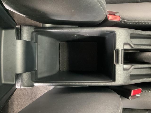 グレイス ハイブリッドＥＸ　ワンオーナー　スマートキ－　運転席エアバッグ　Ａストップ　地上デジタル　エアコン　１オーナー　ＬＥＤヘッドランプ　クルーズＣ　ＤＶＤ再生可能　Ｒカメ　キーレスエントリー　パワーウィンドウ　シートヒータ（30枚目）