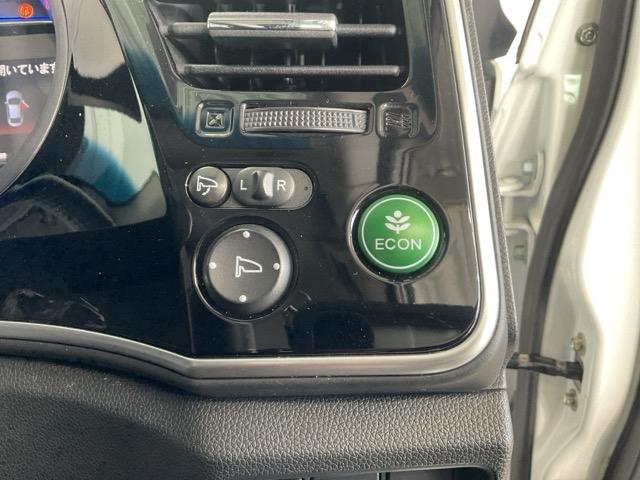 グレイス ハイブリッドＥＸ　ワンオーナー　スマートキ－　運転席エアバッグ　Ａストップ　地上デジタル　エアコン　１オーナー　ＬＥＤヘッドランプ　クルーズＣ　ＤＶＤ再生可能　Ｒカメ　キーレスエントリー　パワーウィンドウ　シートヒータ（36枚目）