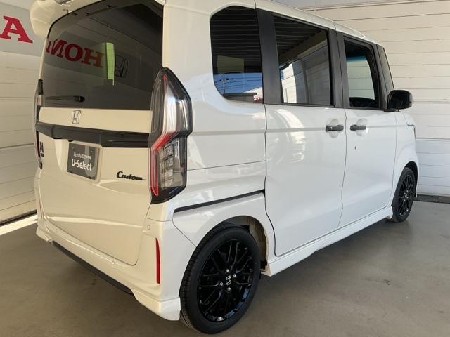 Ｎ－ＢＯＸカスタム Ｌターボスタイル＋ブラック　ワンオーナー　前後純正ドライブレコーダー装備　ベンチＳ　ターボエンジン　禁煙　コーナーセンサ　スマ－トキ－　エアバック　横滑り防止機能　ナビ＆ＴＶ　サイドカーテンエアバック　Ｄレコ　助手席エアバッグ（7枚目）