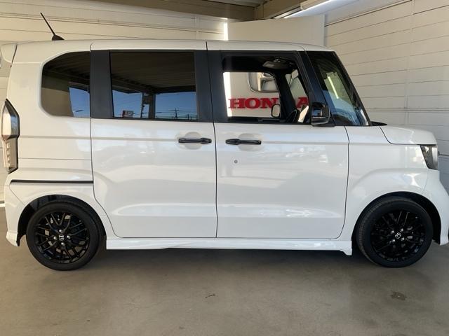 Ｎ－ＢＯＸカスタム Ｌターボスタイル＋ブラック　ワンオーナー　前後純正ドライブレコーダー装備　ベンチＳ　ターボエンジン　禁煙　コーナーセンサ　スマ－トキ－　エアバック　横滑り防止機能　ナビ＆ＴＶ　サイドカーテンエアバック　Ｄレコ　助手席エアバッグ（8枚目）