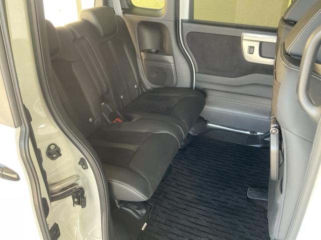 Ｎ－ＢＯＸカスタム Ｌターボスタイル＋ブラック　ワンオーナー　前後純正ドライブレコーダー装備　ベンチＳ　ターボエンジン　禁煙　コーナーセンサ　スマ－トキ－　エアバック　横滑り防止機能　ナビ＆ＴＶ　サイドカーテンエアバック　Ｄレコ　助手席エアバッグ（15枚目）