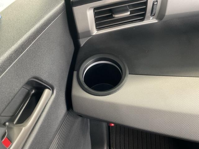 フリードハイブリッド ジャストセレクション　ワンオーナー　純正リア席ミニター　両側電動スライドドア　ナビテレビ　セキュリティー　禁煙　横滑り防止機能　記録簿　オートクルーズ　地デジ　エアバック　クリアランスソナー　ベンチシート　ウォークスルー（28枚目）