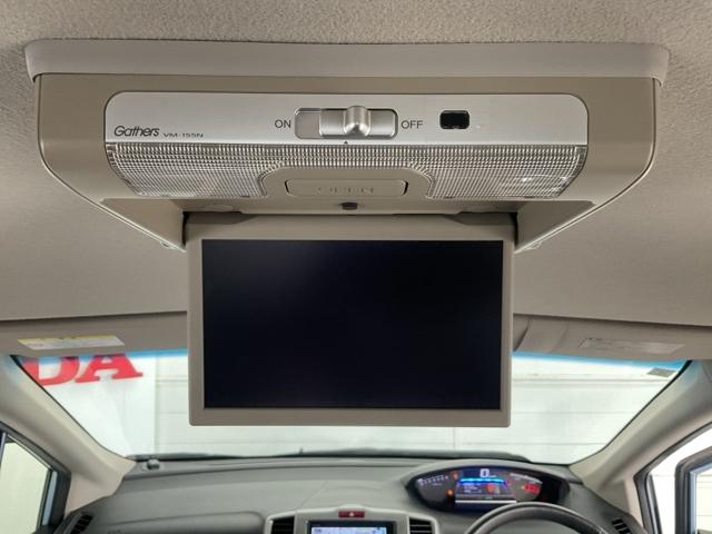 フリードハイブリッド ジャストセレクション　ワンオーナー　純正リア席ミニター　両側電動スライドドア　ナビテレビ　セキュリティー　禁煙　横滑り防止機能　記録簿　オートクルーズ　地デジ　エアバック　クリアランスソナー　ベンチシート　ウォークスルー（33枚目）