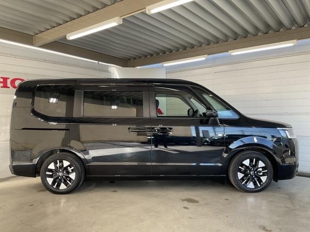 ステップワゴン エアー　ワンオーナー　盗難防止システム　１オナ　ＴＵＲＢＯ　踏み間違い防止　リアカメラ　サイドエアバッグ　オートクルーズコントロール　横滑り防止　フルセグＴＶ　クリアランスソナー　ＥＴＣ車載器　スマートキー（9枚目）