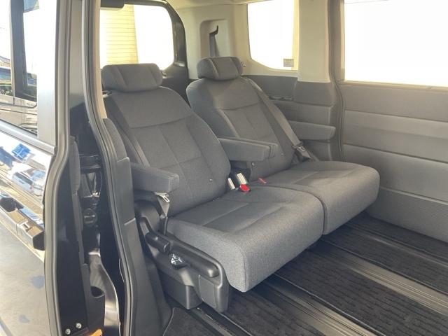 ステップワゴン エアー　ワンオーナー　盗難防止システム　１オナ　ＴＵＲＢＯ　踏み間違い防止　リアカメラ　サイドエアバッグ　オートクルーズコントロール　横滑り防止　フルセグＴＶ　クリアランスソナー　ＥＴＣ車載器　スマートキー（19枚目）