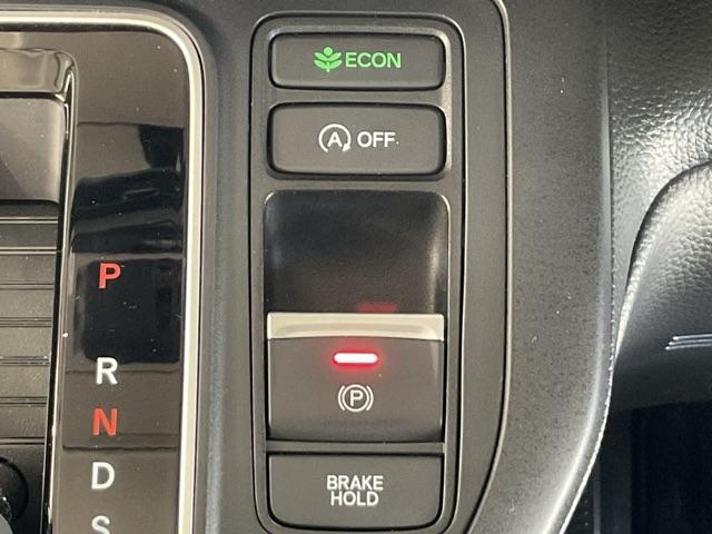 ステップワゴン エアー　ワンオーナー　盗難防止システム　１オナ　ＴＵＲＢＯ　踏み間違い防止　リアカメラ　サイドエアバッグ　オートクルーズコントロール　横滑り防止　フルセグＴＶ　クリアランスソナー　ＥＴＣ車載器　スマートキー（44枚目）