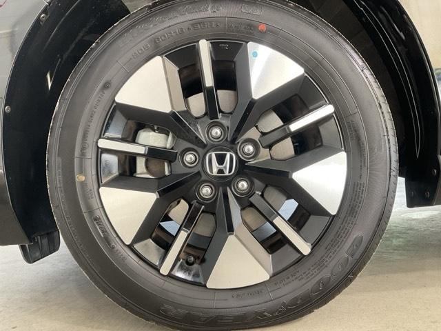 ステップワゴン エアー　ワンオーナー　盗難防止システム　１オナ　ＴＵＲＢＯ　踏み間違い防止　リアカメラ　サイドエアバッグ　オートクルーズコントロール　横滑り防止　フルセグＴＶ　クリアランスソナー　ＥＴＣ車載器　スマートキー（50枚目）