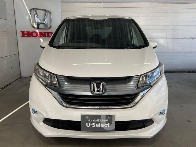 フリード Ｇ・ホンダセンシング　ワンオーナー　Ｆセグ　追突被害軽減ブレーキ　ｉストップ　Ｗエアバッグ　パワーウィンドウ　１オ－ナ－　アクティブクルーズコントロール　スマートキ　カラーバックモニター　整備点検記録簿　禁煙　ＶＳＡ（3枚目）