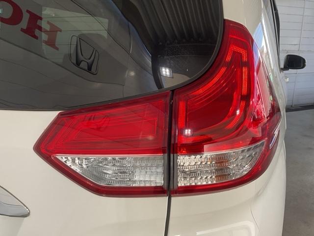 フリード Ｇ・ホンダセンシング　ワンオーナー　Ｆセグ　追突被害軽減ブレーキ　ｉストップ　Ｗエアバッグ　パワーウィンドウ　１オ－ナ－　アクティブクルーズコントロール　スマートキ　カラーバックモニター　整備点検記録簿　禁煙　ＶＳＡ（12枚目）