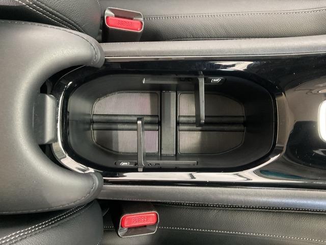 ヴェゼル ハイブリッドＺ・ホンダセンシング　ワンオーナー　レーダーサポート　１オーナ－　ＤＶＤ再生機能　整備記録簿　横滑り防止システム　バックアイカメラ　盗難防止装置　フルセ　シートヒーター付　スマ－トキ－　ＥＣＯモード　禁煙　パワーウィンド（33枚目）