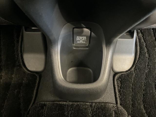 ヴェゼル ハイブリッドＺ・ホンダセンシング　ワンオーナー　レーダーサポート　１オーナ－　ＤＶＤ再生機能　整備記録簿　横滑り防止システム　バックアイカメラ　盗難防止装置　フルセ　シートヒーター付　スマ－トキ－　ＥＣＯモード　禁煙　パワーウィンド（38枚目）