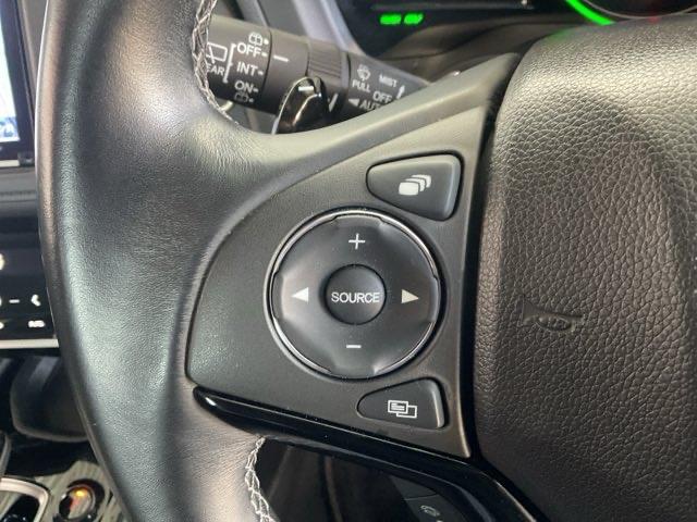 ヴェゼル ハイブリッドＺ・ホンダセンシング　ワンオーナー　レーダーサポート　１オーナ－　ＤＶＤ再生機能　整備記録簿　横滑り防止システム　バックアイカメラ　盗難防止装置　フルセ　シートヒーター付　スマ－トキ－　ＥＣＯモード　禁煙　パワーウィンド（41枚目）