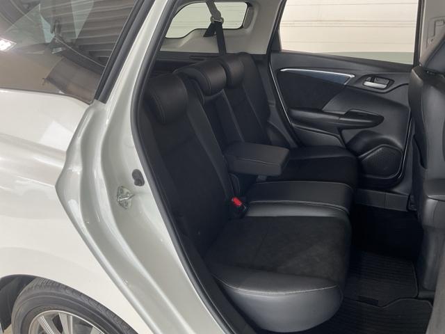 シャトル ハイブリッドＸ　ワンオーナー　地デジフルセグＴＶ　ナビ＆ＴＶ　禁煙　１オーナー　スマ－トキ－　ＤＶＤ再生可能　ＬＥＤヘッドランプ　サイドカーテンエアバック　オートクルーズ　リアカメラ　キーレスエントリー　イモビ（18枚目）