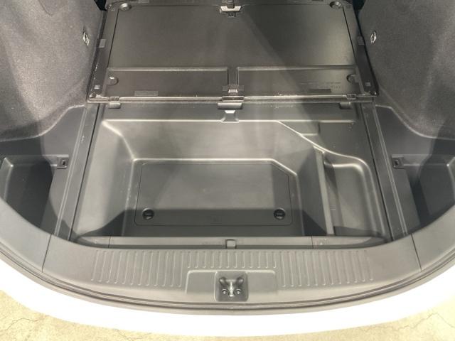 シャトル ハイブリッドＸ　ワンオーナー　地デジフルセグＴＶ　ナビ＆ＴＶ　禁煙　１オーナー　スマ－トキ－　ＤＶＤ再生可能　ＬＥＤヘッドランプ　サイドカーテンエアバック　オートクルーズ　リアカメラ　キーレスエントリー　イモビ（22枚目）