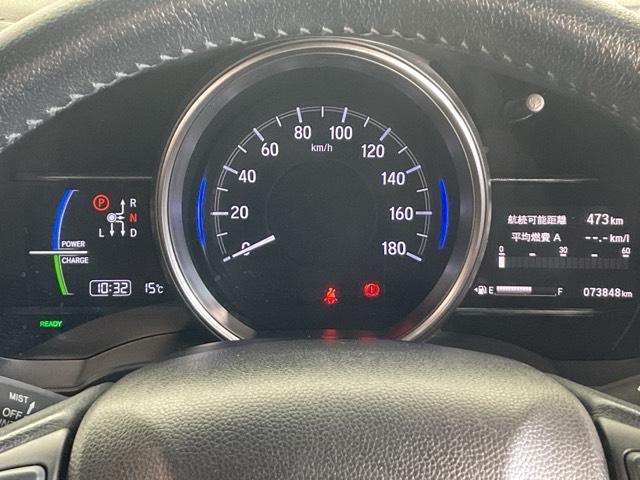 フィットハイブリッド Ｓホンダセンシング　ワンオーナー　スマ－トキ－　ナビＴＶ　禁煙　アクティブクルーズコントロール　パワーウインドウ　サイドエアバック　ＤＶＤ再生　パワーステアリング　整備記録簿　ＬＥＤヘッドランプ　ＡＢＳ　盗難防止装置（16枚目）