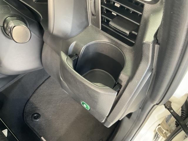 フィットハイブリッド Ｓホンダセンシング　ワンオーナー　スマ－トキ－　ナビＴＶ　禁煙　アクティブクルーズコントロール　パワーウインドウ　サイドエアバック　ＤＶＤ再生　パワーステアリング　整備記録簿　ＬＥＤヘッドランプ　ＡＢＳ　盗難防止装置（34枚目）