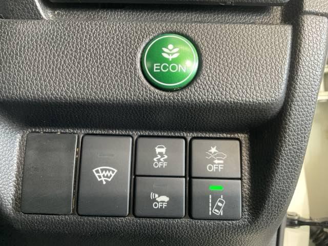 フィットハイブリッド Ｓホンダセンシング　ワンオーナー　スマ－トキ－　ナビＴＶ　禁煙　アクティブクルーズコントロール　パワーウインドウ　サイドエアバック　ＤＶＤ再生　パワーステアリング　整備記録簿　ＬＥＤヘッドランプ　ＡＢＳ　盗難防止装置（37枚目）