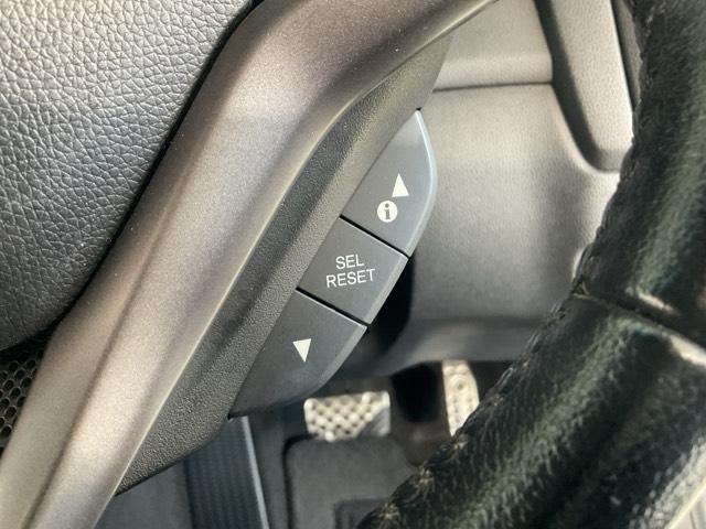 フィットハイブリッド Ｓホンダセンシング　ワンオーナー　スマ－トキ－　ナビＴＶ　禁煙　アクティブクルーズコントロール　パワーウインドウ　サイドエアバック　ＤＶＤ再生　パワーステアリング　整備記録簿　ＬＥＤヘッドランプ　ＡＢＳ　盗難防止装置（42枚目）