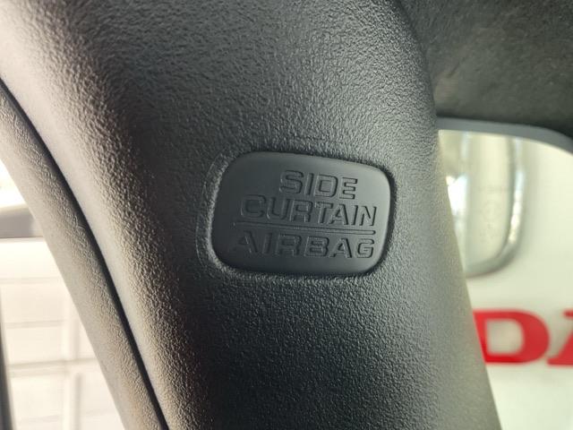 Ｎ－ＢＯＸカスタム ベースグレード　当社デモカー　前後純正ドラレコ装着車　Ｗ電動ドア　ＣＭＢＳ　Ｄレコ　禁煙　ベンチシート　オートエアコン　スマートキ　ＬＥＤ　盗難防止装置　クルコン　ＥＴＣ　バックカメラ　フルセグＴＶ　エアバッグ（33枚目）