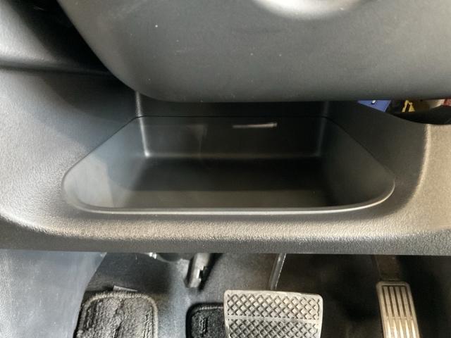 Ｎ－ＢＯＸカスタム ベースグレード　当社デモカー　前後純正ドラレコ装着車　Ｗ電動ドア　ＣＭＢＳ　Ｄレコ　禁煙　ベンチシート　オートエアコン　スマートキ　ＬＥＤ　盗難防止装置　クルコン　ＥＴＣ　バックカメラ　フルセグＴＶ　エアバッグ（36枚目）