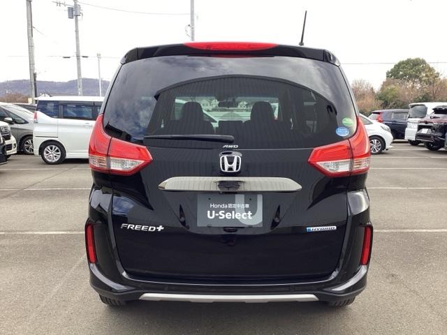 フリード＋ハイブリッド ハイブリッド・クロスターホンダセンシング　ワンオーナー　前後純正ドラレコ装着車　４ＷＤ　衝突軽減　ＬＥＤ　横滑り防止装置　アイドリングストップ　ドライブレコーダー　地デジ　シートヒーター　禁煙車　ＤＶＤ　盗難防止システム　エアコン　ＥＴＣ（7枚目）
