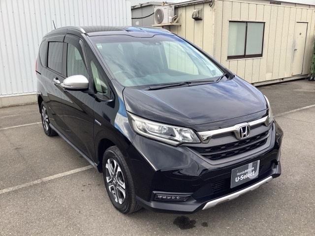 フリード＋ハイブリッド ハイブリッド・クロスターホンダセンシング　ワンオーナー　前後純正ドラレコ装着車　４ＷＤ　衝突軽減　ＬＥＤ　横滑り防止装置　アイドリングストップ　ドライブレコーダー　地デジ　シートヒーター　禁煙車　ＤＶＤ　盗難防止システム　エアコン　ＥＴＣ（10枚目）