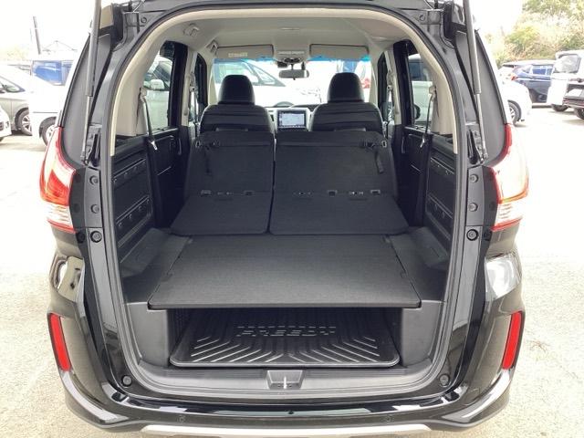 フリード＋ハイブリッド ハイブリッド・クロスターホンダセンシング　ワンオーナー　前後純正ドラレコ装着車　４ＷＤ　衝突軽減　ＬＥＤ　横滑り防止装置　アイドリングストップ　ドライブレコーダー　地デジ　シートヒーター　禁煙車　ＤＶＤ　盗難防止システム　エアコン　ＥＴＣ（22枚目）