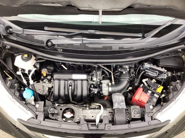 フリード＋ハイブリッド ハイブリッド・クロスターホンダセンシング　ワンオーナー　前後純正ドラレコ装着車　４ＷＤ　衝突軽減　ＬＥＤ　横滑り防止装置　アイドリングストップ　ドライブレコーダー　地デジ　シートヒーター　禁煙車　ＤＶＤ　盗難防止システム　エアコン　ＥＴＣ（24枚目）