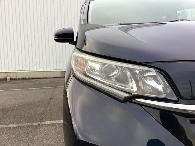 フリードハイブリッド ハイブリッド・Ｇホンダセンシング　ワンオーナー　前後純正ドラレコ装着車　軽減ブレーキ　キーフリーシステム　１オ－ナ－　記録簿　ＤＶＤ再生可能　ＥＣＯＮ　禁煙　後カメラ　Ａクルーズ　地デジフルセグＴＶ　ＬＥＤヘッドランプ　シートＨ（11枚目）