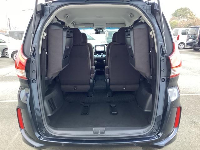 フリードハイブリッド ハイブリッド・Ｇホンダセンシング　ワンオーナー　前後純正ドラレコ装着車　軽減ブレーキ　キーフリーシステム　１オ－ナ－　記録簿　ＤＶＤ再生可能　ＥＣＯＮ　禁煙　後カメラ　Ａクルーズ　地デジフルセグＴＶ　ＬＥＤヘッドランプ　シートＨ（21枚目）