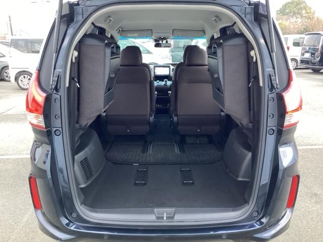 フリードハイブリッド ハイブリッド・Ｇホンダセンシング　ワンオーナー　前後純正ドラレコ装着車　軽減ブレーキ　キーフリーシステム　１オ－ナ－　記録簿　ＤＶＤ再生可能　ＥＣＯＮ　禁煙　後カメラ　Ａクルーズ　地デジフルセグＴＶ　ＬＥＤヘッドランプ　シートＨ（22枚目）