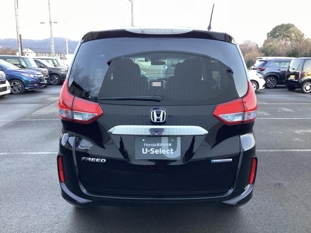 フリードハイブリッド ハイブリッド・Ｇホンダセンシング　前後純正ドラレコ装着車　軽減ブレーキ　キーフリーシステム　１オ－ナ－　記録簿　ＤＶＤ再生可能　ＥＣＯＮ　禁煙　後カメラ　Ａクルーズ　地デジフルセグＴＶ　ＬＥＤヘッドランプ　横滑防止　ドライブレコーダ（7枚目）