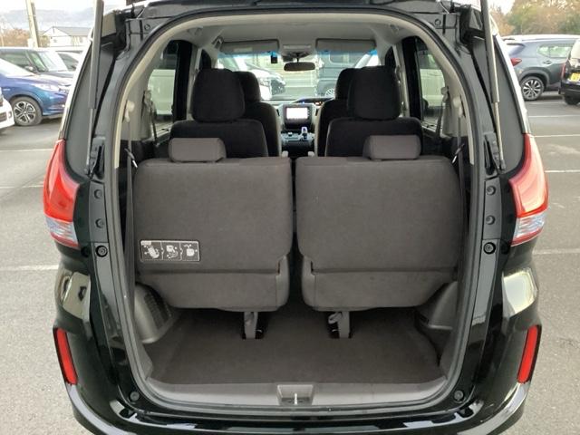 フリードハイブリッド ハイブリッド・Ｇホンダセンシング　前後純正ドラレコ装着車　軽減ブレーキ　キーフリーシステム　１オ－ナ－　記録簿　ＤＶＤ再生可能　ＥＣＯＮ　禁煙　後カメラ　Ａクルーズ　地デジフルセグＴＶ　ＬＥＤヘッドランプ　横滑防止　ドライブレコーダ（20枚目）